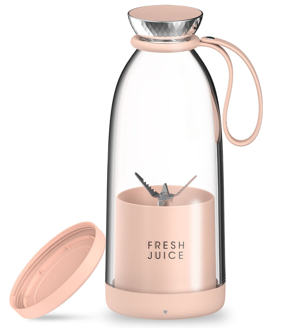 Mini Liquidificador Fresh Juice em uso